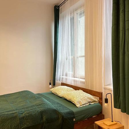W94 Hostel Kraków Exteriör bild